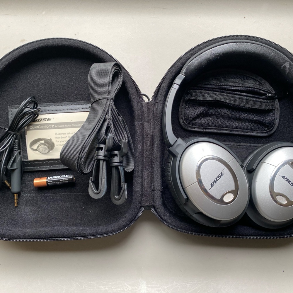 Bose QuietComfort 2 Acoustic Noise Cancelling Headphones
